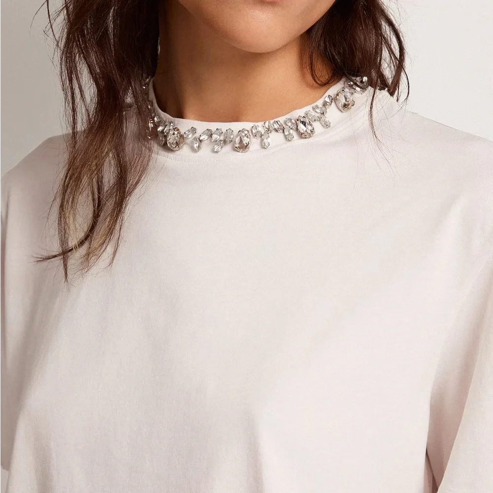 NWT - Women’s Golden Goose - White Short Sleeve Tee w/Crystals - Size XS - Picture 2 of 10